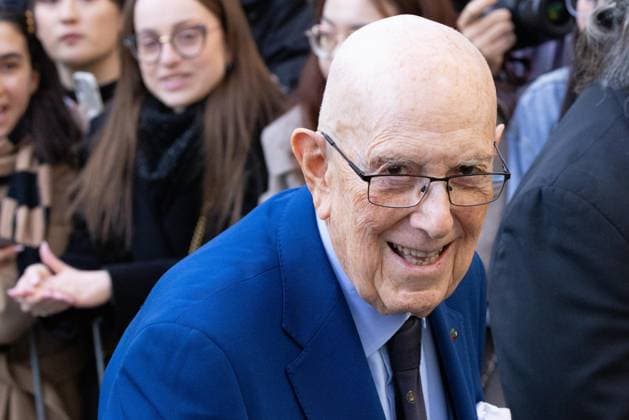 News - Emporio Armani - Arrivals - Milan Fashion Week - Womenswear Fall Winter 2025 2026 Mario Boselli is seen arriving at the Emporio Armani fashion show during the Milan Fashion Week - Womenswear Fall Winter 2025 2026 on February 27, 2025 in Milan, Italy. Photo: Cinzia Camela. MILAN Via Bergognone Italy Copyright: xCinziaxCamelax xLiveMediax LPN_1756621