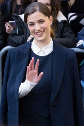 News - Emporio Armani - Arrivals - Milan Fashion Week - Womenswear Fall Winter 2025 2026 Lidija Kordic is seen arriving at the Emporio Armani fashion show during the Milan Fashion Week - Womenswear Fall Winter 2025 2026 on February 27, 2025 in Milan, Italy. Photo: Cinzia Camela. MILAN Via Bergognone Italy Copyright: xCinziaxCamelax xLiveMediax LPN_1756646