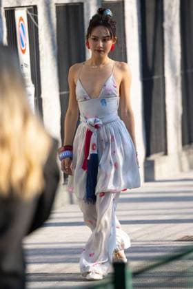 News - Emporio Armani - Arrivals - Milan Fashion Week - Womenswear Fall Winter 2025 2026 Guest is seen arriving at the Emporio Armani fashion show during the Milan Fashion Week - Womenswear Fall Winter 2025 2026 on February 27, 2025 in Milan, Italy. Photo: Cinzia Camela. MILAN Via Bergognone Italy Copyright: xCinziaxCamelax xLiveMediax LPN_1756661