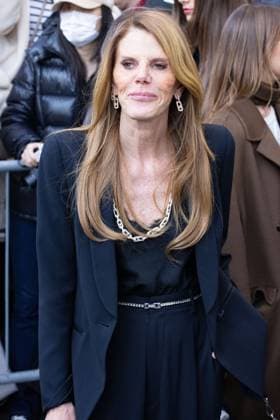 News - Emporio Armani - Arrivals - Milan Fashion Week - Womenswear Fall Winter 2025 2026 Anna Dello Russo is seen arriving at the Emporio Armani fashion show during the Milan Fashion Week - Womenswear Fall Winter 2025 2026 on February 27, 2025 in Milan, Italy. Photo: Cinzia Camela. MILAN Via Bergognone Italy Copyright: xCinziaxCamelax xLiveMediax LPN_1756688