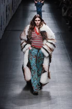 Milan, Milan Women s Fashion Week: Fall Winter 2025 - Women s Fashion, Fall Winter 2025 - Etro Fashion Show - Catwalk. In the photo: Model  Copyright: xAlessandroxBremecx xipa-agency.netx xx IPA_Agency_IPA54671473