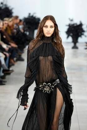Blumarine Ready to wear fall winter 2025:26 MILAN February 2025 Blumarine Ready to wear fall winter 2025:26 MILAN February 2025, Credit:Zeppelin Avalon  Copyright: xZeppelinx xAvalonx 0969756983