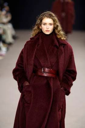 Max Mara Ready to wear fall winter 2025:26 MILAN February 2025 Max Mara Ready to wear fall winter 2025:26 MILAN February 2025, Credit:Zeppelin Avalon  Copyright: xZeppelinx xAvalonx 0969755911