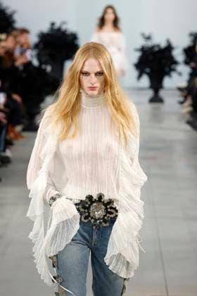 Blumarine Ready to wear fall winter 2025:26 MILAN February 2025 Blumarine Ready to wear fall winter 2025:26 MILAN February 2025, Credit:Zeppelin Avalon  Copyright: xZeppelinx xAvalonx 0969756351