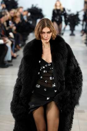 Blumarine Ready to wear fall winter 2025:26 MILAN February 2025 Blumarine Ready to wear fall winter 2025:26 MILAN February 2025, Credit:Zeppelin Avalon  Copyright: xZeppelinx xAvalonx 0969756780