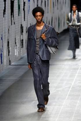 ETRO Ready to wear fall winter 2025:26; MILAN February 2025 ETRO Ready to wear fall winter 2025:26; MILAN February 2025, Credit:Zeppelin Avalon  Copyright: xZeppelinx xAvalonx 0969944369