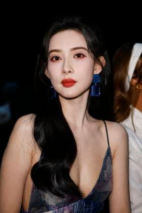 MFW - Emporio Armani Photocall Meng Ziyi attends Emporio Armani’s fashion show during the Milan Fashion Week - Womenswear Fall Winter 2025 2026 on February 27, 2025 in Milan, Italy. Photo by Marco Piovanotto ABACAPRESS.COM Milan Italy  Copyright: xPiovanottoxMarco ABACAx