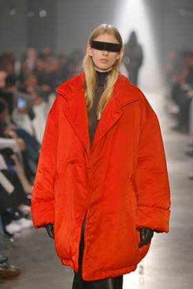 MM6 Maison Margiela Ready to wear fall winter 2025:26; MILAN February 2025 MM6 Maison Margiela Ready to wear fall winter 2025:26; MILAN February 2025, Credit:Zeppelin Avalon  Copyright: xZeppelinx xAvalonx 0969945092