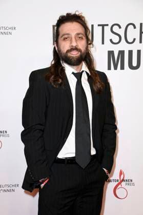 Oezguer Yildirim at the 16 German Music Writers Prize of GEMA 2025 at The Ritz Carlton Hotel Berlin, 27 02 2025 Foto:xN.xKubelkax xFuturexImagex musikautorenpreis_5210