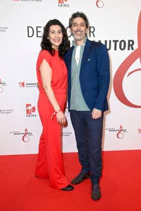 Cymin Schwarz and Ketan Bhatti from Trickster Orchestra at GEMAs 16 German Music Authors Award 2025 at The Ritz Carlton Hotel Berlin, 27 02 2025 Foto:xN.xKubelkax xFuturexImagex musikautorenpreis_5260