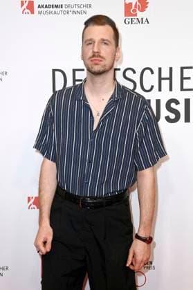Alligatoah at the 16 German Music Authors Prize of GEMA 2025 at The Ritz Carlton Hotel Berlin, 27 02 2025 Foto:xN.xKubelkax xFuturexImagex musikautorenpreis_5262