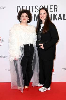 Andrea Conangla and Sara Glojnaric at the 16 German Music Writers Prize of GEMA 2025 at The Ritz Carlton Hotel Berlin, 27 02 2025 Foto:xN.xKubelkax xFuturexImagex musikautorenpreis_5269