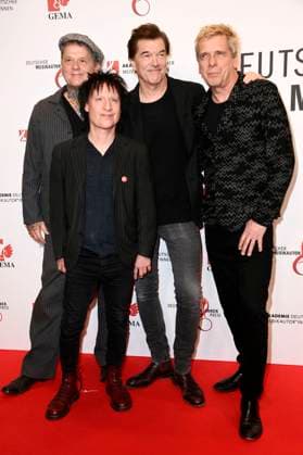 Andreas von Holst, Vom Ritchie, Campino and Andreas Meurer from Die Toten Hosen at GEMAs 16 German Music Writers Award 2025 at The Ritz Carlton Hotel Berlin, 27 02 2025 Foto:xN.xKubelkax xFuturexImagex musikautorenpreis_5296