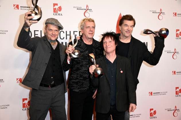 Andreas von Holst, Andreas Meurer, Vom Ritchie and Campino from Die Toten Hosen at GEMAs 16 German Music Writers Award 2025 at The Ritz Carlton Hotel Berlin, 27 02 2025 Foto:xN.xKubelkax xFuturexImagex musikautorenpreis_5337