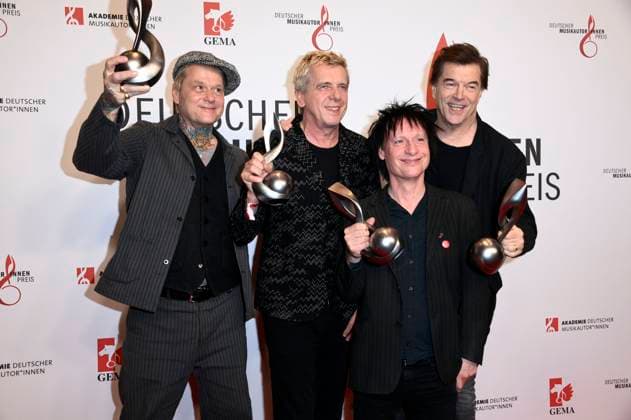 Andreas von Holst, Andreas Meurer, Vom Ritchie and Campino from Die Toten Hosen at GEMAs 16 German Music Writers Award 2025 at The Ritz Carlton Hotel Berlin, 27 02 2025 Foto:xN.xKubelkax xFuturexImagex musikautorenpreis_5338