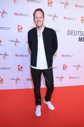 27 02 2025 , Tobias Reitz on the red carpet for the German Music Author Award 2025, The Ritz Carlton, Berlin, Berlin