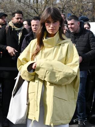 Milan, Milan Women s Fashion Week: Fall Winter 2025 - Tod s Show - Arrivals. Pictured: Alison Toby  Copyright: xManuelexMangiarottix xipa-agency.netx xManuelexMangiarottix IPA_Agency_IPA54689780