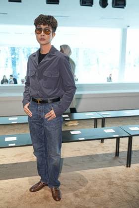 Milan, Italy: Milan, Milan Women s Fashion Week: Fall Winter 2025 26 - Tod s fashion show - front row - In the photo: Guest Milan Italy  - ZUMAp169 20250228_zea_p169_647 Copyright: xRiccardoxGIordanox