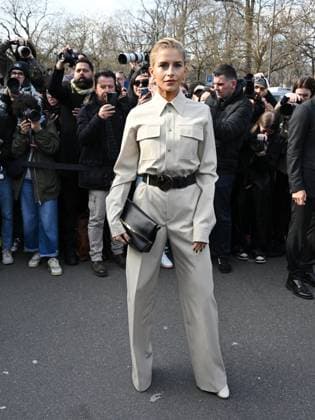 Milan, Milan Women s Fashion Week: Fall Winter 2025 - Tod s Fashion Show - Arrivals Milan, Milan Women s Fashion Week: Fall Winter 2025 - Tod s Fashion Show - Arrivals. Pictured: Caro Daur Milan  Copyright: xIPA ABACAx