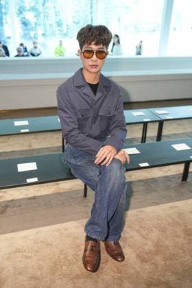 Milan, Italy: Milan, Milan Women s Fashion Week: Fall Winter 2025 26 - Tod s fashion show - front row - In the photo: Guest Milan Italy  - ZUMAp169 20250228_zea_p169_652 Copyright: xRiccardoxGIordanox