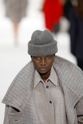 Sportmax Ready to wear fall winter 2025:26 MILAN February 2025 Sportmax Ready to wear fall winter 2025:26 MILAN February 2025, Credit:Zeppelin Avalon  Copyright: xZeppelinx xAvalonx 0970144542