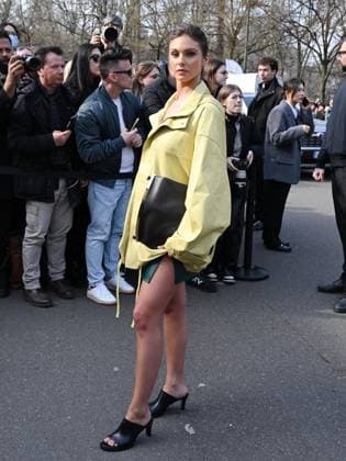 Milan: Milan, Milan Women s Fashion Week: Fall Winter 2025 - Tod s Fashion Show - Arrivals. Pictured: Carmella Rose Milan  - ZUMAp169 20250228_zea_p169_779 Copyright: xManuelexMangiarottix