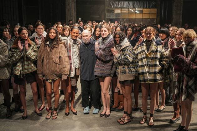 Milan, Milan Women s Fashion Week: Fall Winter 2025 26 - Women s Fashion, Fall Winter 2025 26 - Missoni fashion show - catwalk in the photo: Alberto Caliri with models  Copyright: xRiccardoxGIordanox xipa-agency.netx xRiccardoxGIordanox IPA_Agency_IPA54703070