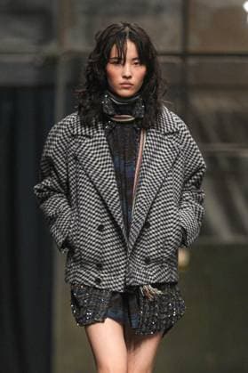 Milan, Milan Women s Fashion Week: Fall Winter 2025 26 - Women s Fashion, Fall Winter 2025 26 - Missoni fashion show - catwalk in the photo: Model  Copyright: xRiccardoxGIordanox xipa-agency.netx xRiccardoxGIordanox IPA_Agency_IPA54707948