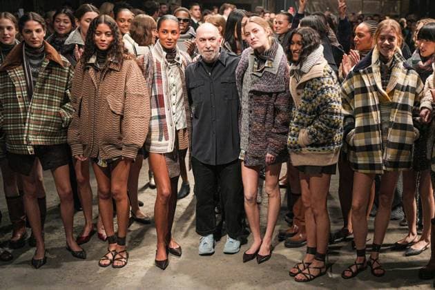Milan, Milan Women s Fashion Week: Fall Winter 2025 26 - Women s Fashion, Fall Winter 2025 26 - Missoni fashion show - catwalk in the photo: Alberto Caliri with models  Copyright: xRiccardoxGIordanox xipa-agency.netx xRiccardoxGIordanox IPA_Agency_IPA54703089