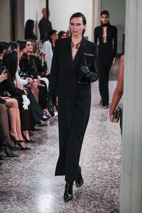Milan, Milan Women s Fashion Week: Fall Winter 2025 - Women s Fashion, Fall Winter 2025 - Elisabetta Franchi Fashion Show - Catwalk. In the photo: Model  Copyright: xAlessandroxBremecx xipa-agency.netx xx IPA_Agency_IPA54712976