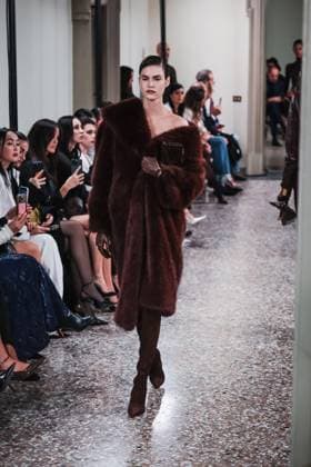 Milan, Milan Women s Fashion Week: Fall Winter 2025 - Women s Fashion, Fall Winter 2025 - Elisabetta Franchi Fashion Show - Catwalk. In the photo: Model  Copyright: xAlessandroxBremecx xipa-agency.netx xx IPA_Agency_IPA54713046