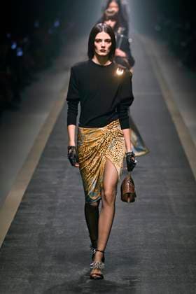 Versace Ready to wear fall winter 2025:26 MILAN February 2025 Versace Ready to wear fall winter 2025:26 MILAN February 2025, Credit:Zeppelin Avalon  Copyright: xZeppelinx xAvalonx 0970440395