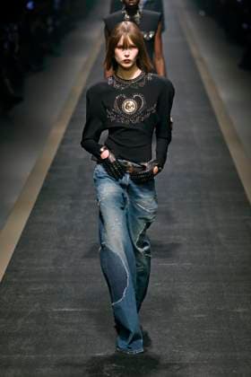 Versace Ready to wear fall winter 2025:26 MILAN February 2025 Versace Ready to wear fall winter 2025:26 MILAN February 2025, Credit:Zeppelin Avalon  Copyright: xZeppelinx xAvalonx 0970440538