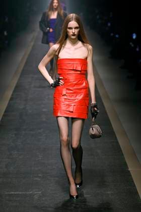 Versace Ready to wear fall winter 2025:26 MILAN February 2025 Versace Ready to wear fall winter 2025:26 MILAN February 2025, Credit:Zeppelin Avalon  Copyright: xZeppelinx xAvalonx 0970440820