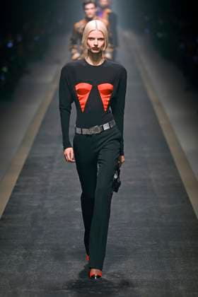 Versace Ready to wear fall winter 2025:26 MILAN February 2025 Versace Ready to wear fall winter 2025:26 MILAN February 2025, Credit:Zeppelin Avalon  Copyright: xZeppelinx xAvalonx 0970441139