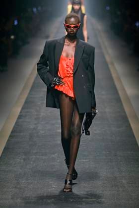 Versace Ready to wear fall winter 2025:26 MILAN February 2025 Versace Ready to wear fall winter 2025:26 MILAN February 2025, Credit:Zeppelin Avalon  Copyright: xZeppelinx xAvalonx 0970441664