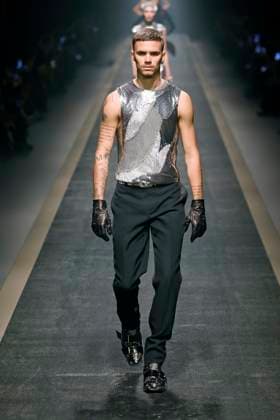 Versace Ready to wear fall winter 2025:26 MILAN February 2025 Versace Ready to wear fall winter 2025:26 MILAN February 2025, Credit:Zeppelin Avalon  Copyright: xZeppelinx xAvalonx 0970444429