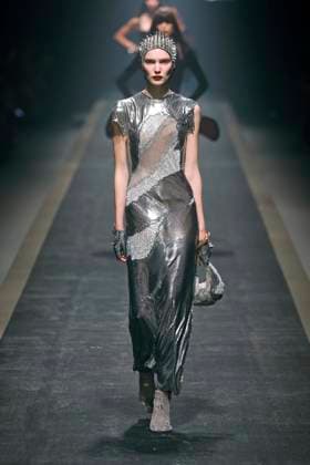 Versace Ready to wear fall winter 2025:26 MILAN February 2025 Versace Ready to wear fall winter 2025:26 MILAN February 2025, Credit:Zeppelin Avalon  Copyright: xZeppelinx xAvalonx 0970444479