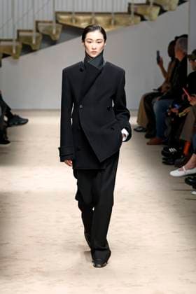 Tods Ready to wear fall winter 2025:26 MILAN February 2025 Tods Ready to wear fall winter 2025:26 MILAN February 2025, Credit:Zeppelin Avalon  Copyright: xZeppelinx xAvalonx 0970445310