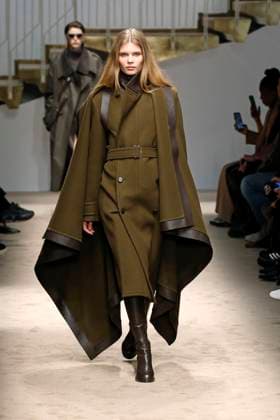 Tods Ready to wear fall winter 2025:26 MILAN February 2025 Tods Ready to wear fall winter 2025:26 MILAN February 2025, Credit:Zeppelin Avalon  Copyright: xZeppelinx xAvalonx 0970445673