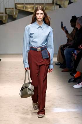 Tods Ready to wear fall winter 2025:26 MILAN February 2025 Tods Ready to wear fall winter 2025:26 MILAN February 2025, Credit:Zeppelin Avalon  Copyright: xZeppelinx xAvalonx 0970444740