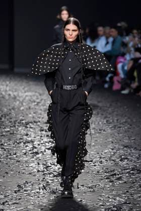 Moschino Ready to wear fall winter 2025:26 MILAN February 2025 Moschino Ready to wear fall winter 2025:26 MILAN February 2025, Credit:Zeppelin Avalon  Copyright: xZeppelinx xAvalonx 0970455912