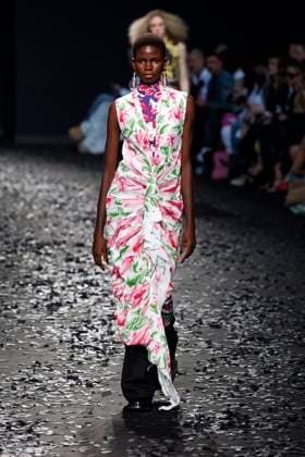 Moschino Ready to wear fall winter 2025:26 MILAN February 2025 Moschino Ready to wear fall winter 2025:26 MILAN February 2025, Credit:Zeppelin Avalon  Copyright: xZeppelinx xAvalonx 0970456781