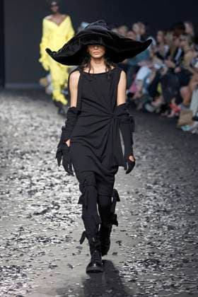 Moschino Ready to wear fall winter 2025:26 MILAN February 2025 Moschino Ready to wear fall winter 2025:26 MILAN February 2025, Credit:Zeppelin Avalon  Copyright: xZeppelinx xAvalonx 0970457403