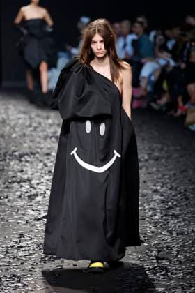 Moschino Ready to wear fall winter 2025:26 MILAN February 2025 Moschino Ready to wear fall winter 2025:26 MILAN February 2025, Credit:Zeppelin Avalon  Copyright: xZeppelinx xAvalonx 0970459125