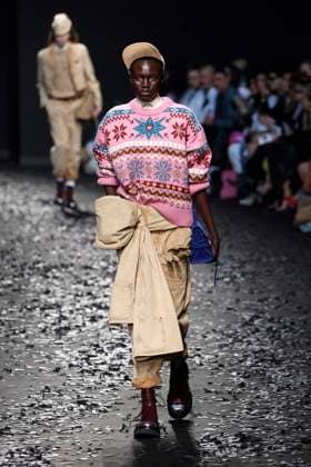 Moschino Ready to wear fall winter 2025:26 MILAN February 2025 Moschino Ready to wear fall winter 2025:26 MILAN February 2025, Credit:Zeppelin Avalon  Copyright: xZeppelinx xAvalonx 0970457163