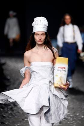 Moschino Ready to wear fall winter 2025:26 MILAN February 2025 Moschino Ready to wear fall winter 2025:26 MILAN February 2025, Credit:Zeppelin Avalon  Copyright: xZeppelinx xAvalonx 0970459386