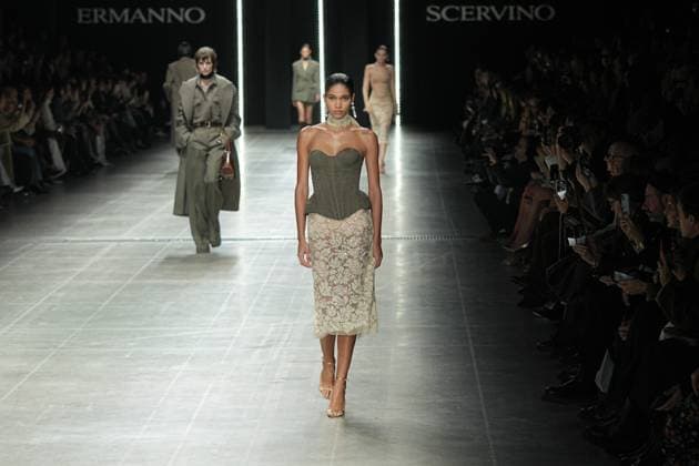Milan, Milan Women s Fashion Week: Fall Winter 2025 26 - Women s Fashion, Fall Winter 2025 26 - Ermanno Scervino fashion show - fashion show in the photo: Model  Copyright: xRiccardoxGIordanox xipa-agency.netx xRiccardoxGiordanox IPA_Agency_IPA54733959