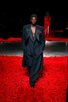 Salvatore Ferragamo Ready to wear fall winter 2025:26 MILAN February 2025 Salvatore Ferragamo Ready to wear fall winter 2025:26 MILAN February 2025, Credit:Zeppelin Avalon  Copyright: xZeppelinx xAvalonx 0970618387