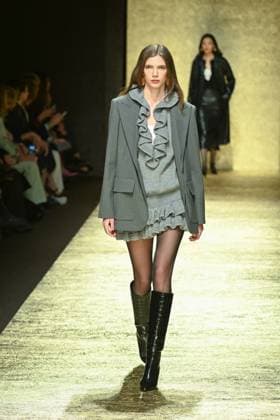 MFW - Luisa Spagnoli Runway A model walks the runway at the Luisa Spagnoli fashion show during the Milan Fashion Week - Womenswear Fall Winter 2025 2026 on March 1, 2025 in Milan, Italy. Photo by Simona Chioccia IPA ABACAPRESS.COM Milan Italy  Copyright: xChiocciaxSimona IPA ABACAx